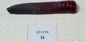 Nk6[21]合成ルビー 合成コランダム ハーフブール 1本 約250ct ピジョンブラッドカラー ブラックライト発色 ベルヌーイ法 ルース@231216N