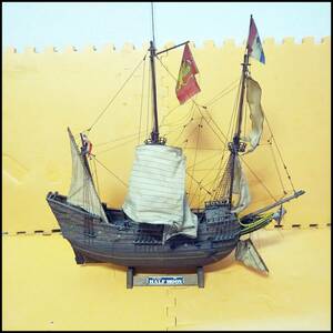 ●帆船模型 木製 HALF MOON 模型 船 オランダ船 ガレオン船 長さ約70㎝ 高さ約68㎝ ダメージ破損多 ジャンク品●C1955