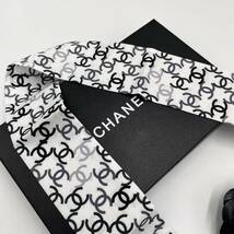 CHANEL シャネル　【海外ノベルティ】　非売品　ツイリー　ツイリースカーフ　シルク　スカーフ　マフラー　ショール　スモールココマーク_画像2