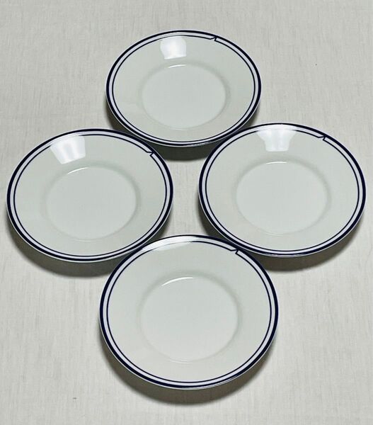 新品未使用品【Vendome Aoyama】シンプル 14センチのお皿4枚