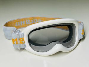 【美品・数回使用】SWANS スノーゴーグル スキー スワンズ キッズ ベビー 雪遊び お買い得！