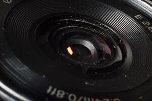 【動作確認済み】ソニー E 16mm F2.8 広角単焦点レンズ　APS-C用　旅行　スナップに最適　実はマクロレンズとしても使えます