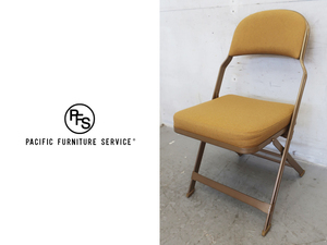 ■P204■展示品■PFS/パシフィックファニチャーサービス■USA■CLARIN社■FULL CUSHION FOLDING CHAIR■フォールディングチェア■イエロー