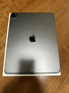 iPad Pro 12.9インチ バッテリー100% 第4世代 Wi-Fi+Cellular(SIMフリー) 1TB スペースグレイ