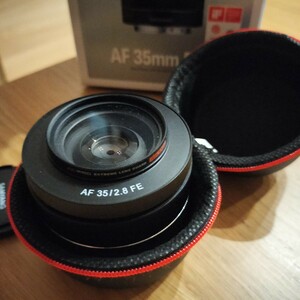 美品　SAMYANG AF35mm F2.8 FE [ソニーE用] フルサイズ対応 