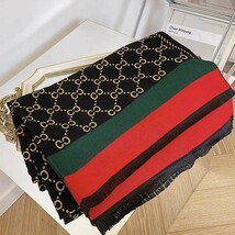 新品 CC ロゴ ブラック　ベージュ ショール スカーフ マフラー ストール もふもふ　カシミヤタッチ　レディース　おしゃれ　暖かい_画像9