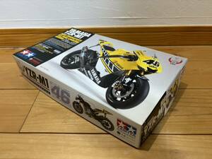 タミヤ 1/12 ヤマハ YZR-M1 50th アニバーサリー USインターカラーエディション No.46