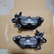 ブレンボ brembo ブレンボキャリパー 左右 キャリパー 40mm ハーレー_画像1