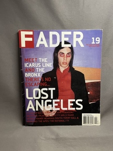 【洋雑誌】　洋書　FADER