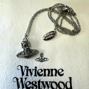 Vivienne Westwood ヴィヴィアン　オーブ ネックレス ペンダント　オーブ　シルバー　レディース