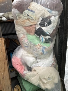 ウエス　油取り　拭き掃除　工場　整備士　超大型袋　2個とゴミ袋1個の　３個セット　タオル系　シャツ系　姫路市から引き取り可！