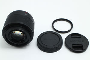 4401- パナソニック Panasonic 単焦点レンズ LUMIX G 25mm/ F1.7 ASPH. ブラック H-H025-K 超美品