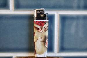 新品 NUDE LIGHTER セクシー 使い捨てライター ヌード アメリカ USA バラエティグッズ タバコ 喫煙 playboy ４０３