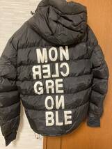 モンクレール MONCLER グルノーブル ブラック フード ミラー　4_画像1