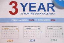 送料無料【 ３年分使える！ 卓上カレンダー 2024年 2025年 2026年 】 年間カレンダー付 14Ｘ19㎝ 3年間 インデックス 卓上 カレンダー_画像2