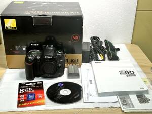 [2437] 美品 中古 レンズ取付時の動作未確認 Nikon デジタル一眼レフ カメラ D90 ボディ 本体 レンズなし 箱付き