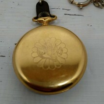 【動作確認済】WATEX pocket watch ワテックス 懐中時計 手巻き 昭和天皇 成婚 60年記念 ゴールド 菊紋 鳳凰 17石 スモセコ スイス製 _画像4