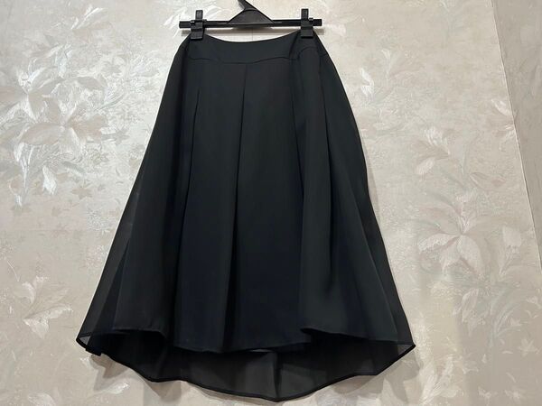未使用 シワにならない シフォン素材の涼しげなギャザースカート 黒 冠婚葬祭にも