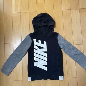 NIKE ナイキ　フルパーカー キッズ　サイズM グレーブラック