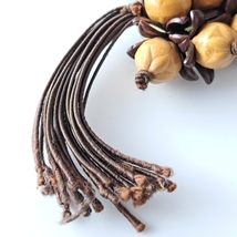 Vintage 1930's Nut Brooch Wood Beads Plastic Natural Style_画像4
