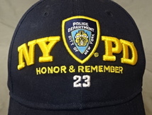 【多少難あり】激レア USA購入 ニューヨーク市警察 【NYPD HONOR & REMEMBER】【9/11 MEMORIAL】ロゴ刺繍入り キャップ ネイビー 中古品_画像1