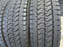 22年製バリ山 195/80R15 107/105N LT ◆ブリヂストン BLIZZAK VL10◆ 4本 B2089 スタッドレス_画像5