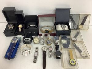 ○営HM109-A8S60【埼玉発】腕時計21点＆ブレスレット1点まとめ　SEIKO CASIO CITIZEN valentino クォーツ　自動巻 手巻き※動作未確認