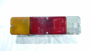 R5587IS Suzuki Jimny JA11V original left tail lamp KOITO 220-32143 H7 year 