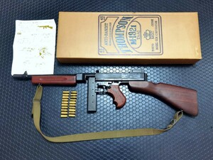 MGC M1921 トンプソン 金属製 モデルガン 木製ストック 箱 説明書 未発火 カートリッジ20発 付属 