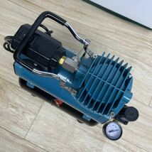 3L エアブラシコンプレッサー TPA-10B050140PU01 現状品【管2427Z】_画像5