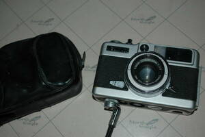 ちょい古のコンパクトカメラ(フィルム) キャノン デミ Canon Demi EE17 used/シャッター切れます 送料:520円　検) 30mm F1.7 ケース付き