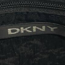 １円〜　◇希少モデル　格安スタート◇ DKNY　ハンドバッグ　アクセサリーポーチ　ナイロン　ブラック　黒　腕掛け　_画像2