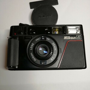 完動品　Nikon L35AF ピカイチ　139　ISO1000 　コンパクトフィルムカメラ　