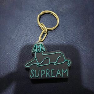 Supreme key chainシュプリーム キーホルダー　ラバーキーホルダー mark Gonzalez gonz