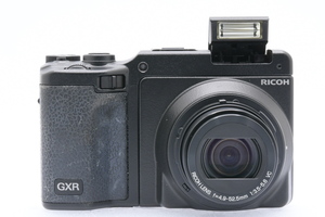 RICOH GXR / RICOH LENS 4.9-52.5mm F3.5-5.6 VC リコー コンパクトデジタルカメラ