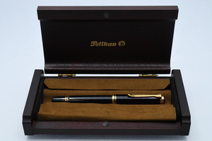 PELIKAN ペリカン M800 14C 585 M 吸入式 木箱付き 万年筆 ■18515