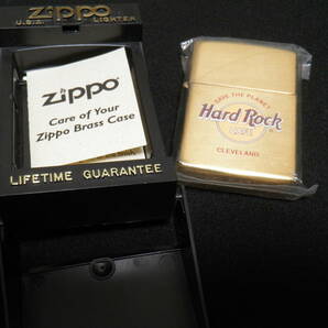 ◎Zippo ハードロックカフェ Hard Rock CAFE [ CLEVELAND ]ゴールド未使用の画像2