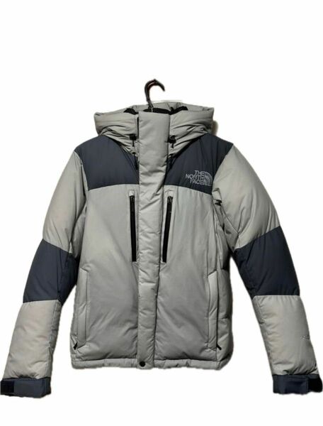 ノースフェイス ダウンジャケット BALTRO LIGHT JKT バルトロ　グレー　Mサイズ