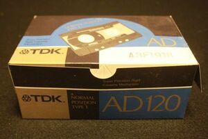 【新品未使用】★未開封 カセットテープ『未使用 TDK 120分 AD120K 10個セット』★検:(ラジカセ/録音機器/カラオケ/当時物)