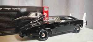 ★オートワールド 1/18 ダッジ チャージャー デイトナ 1969 アメ車 ワイスピ ミニカー 美品 送料無料！！