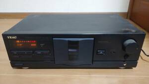 TEAC　カセットデッキ　V-600　中古　ジャンク扱い①