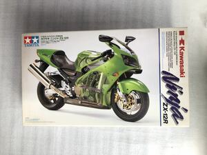 TAMIYA　田宮　タミヤ　Kawasaki　Ninja　カワサキ　ニンジャ　ZX-12R　1/12　オートバイシリーズNO.84