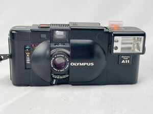 OLYMPUS XA Flash 付きコンパクトフィルムカメラ 中古品です。