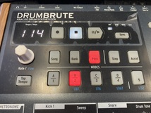 ARTURIA Drumbrute （アートリア、ドラムブルート） アナログ リズムマシン_画像4