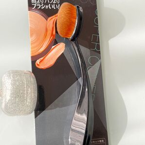 ファンデーションブラシ