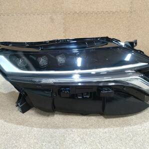 【美品】日産 ノート オーラ E13 FE13 右ヘッドライト LED ICHIKOH イチコー 1994 26025-6XL2A 打刻印:S【R5-5054C-O】の画像1