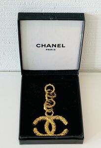 シャネル CHANEL キーホルダー 金属素材 ゴールド 溶岩 美品 フック部分無し 箱付き