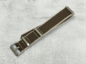  rug size :20mm NATO wristwatch belt square fabric strap color : Brown / beige nylon TF03