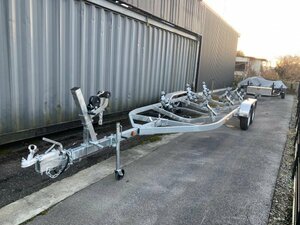  новая машина REX JBTB Boat Trailer -2000kg грузоподъёмность .. тормоз имеется с предварительным осмотром ролик банк * тяга лицензия необходимо 