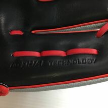 【1円スタート、新品未使用】Wilson ウイルソン Wannabe ワナビー【軟式】内野手用 黒×グレー スーパースキン　即決は送料無料_画像6